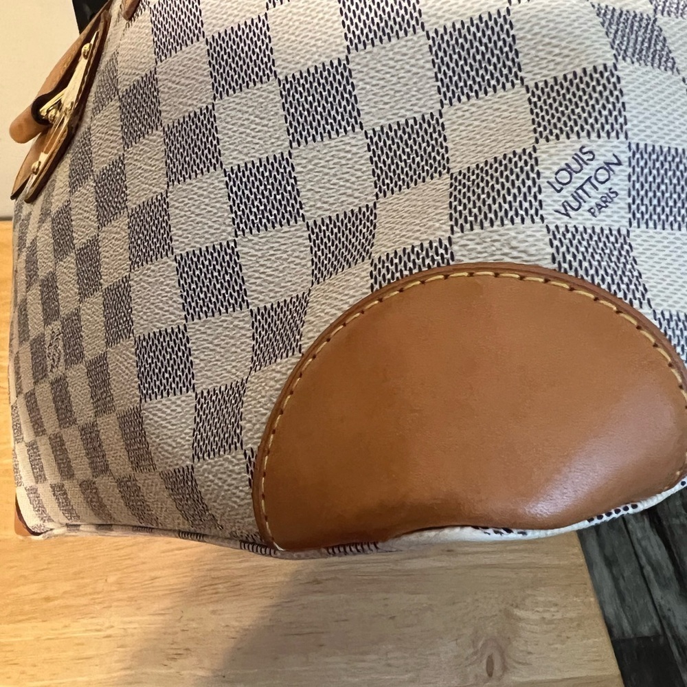 Louis Vuitton Damier Azur Hampstead Tote - Picture 9 of 14